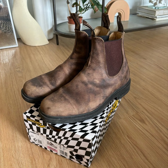 Blundstone Chisel Toe Boot 1306 - Picture 3 of 5